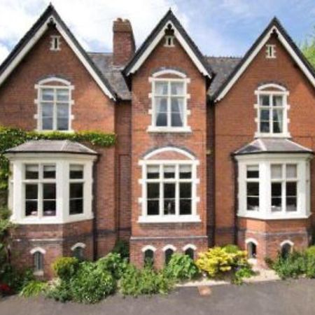 Burleigh House B And B Bed & Breakfast Тенбъри Екстериор снимка