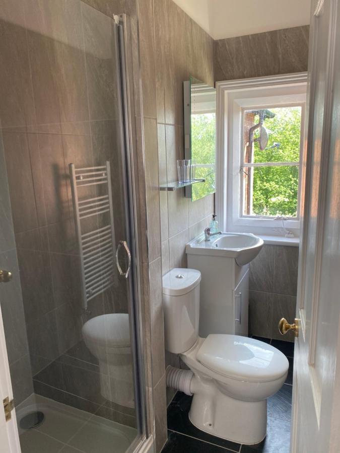 Burleigh House B And B Bed & Breakfast Тенбъри Екстериор снимка