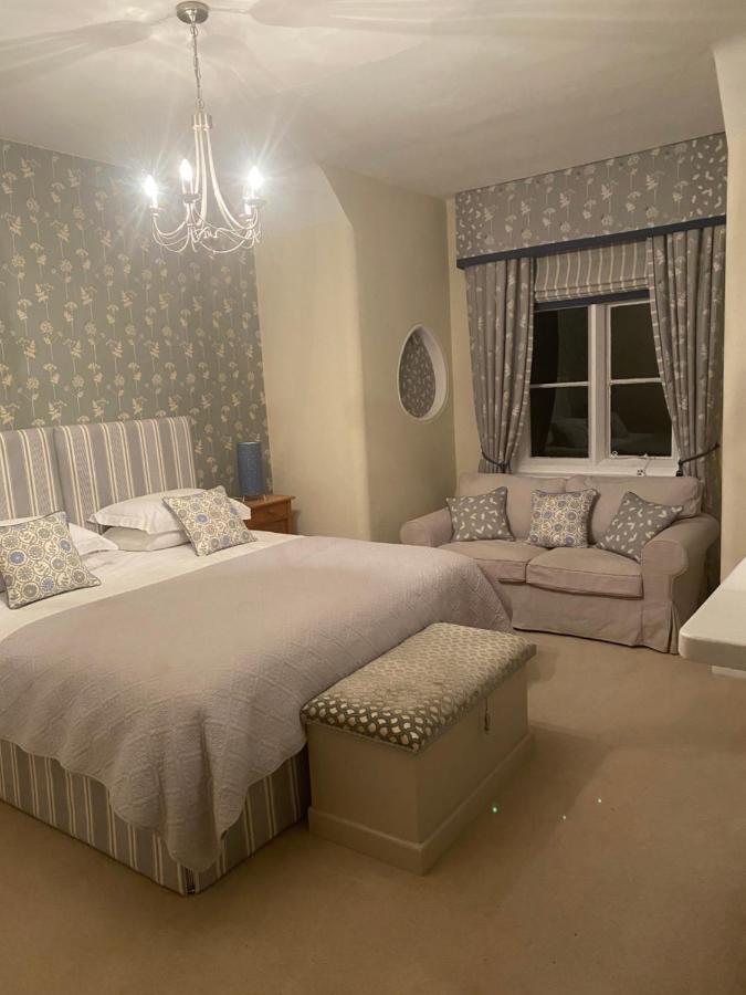Burleigh House B And B Bed & Breakfast Тенбъри Екстериор снимка